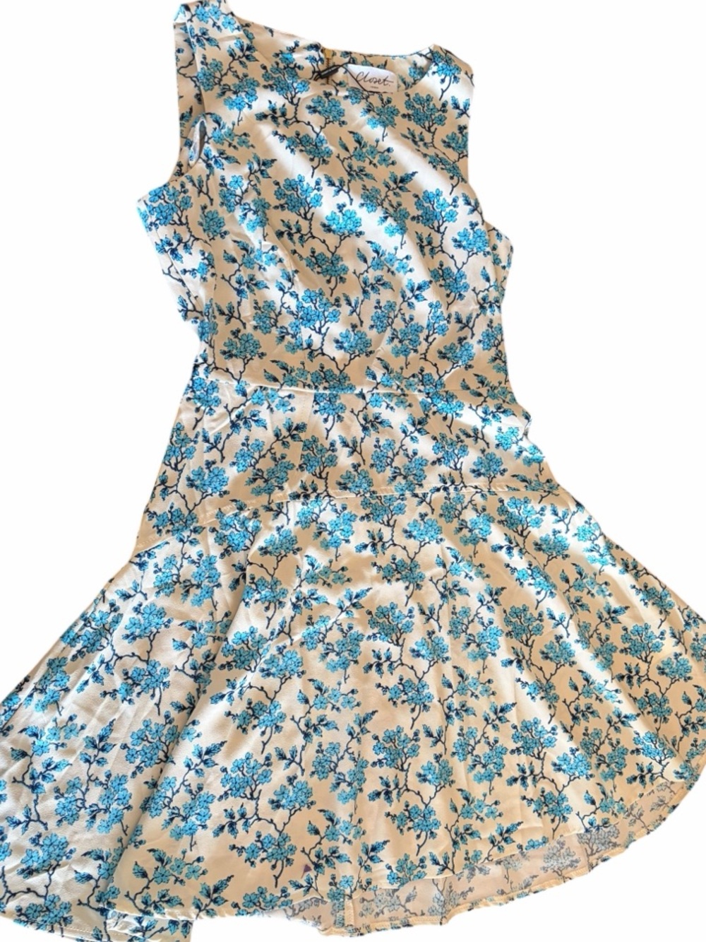 Closet London Floral Dress (NWT) ✨